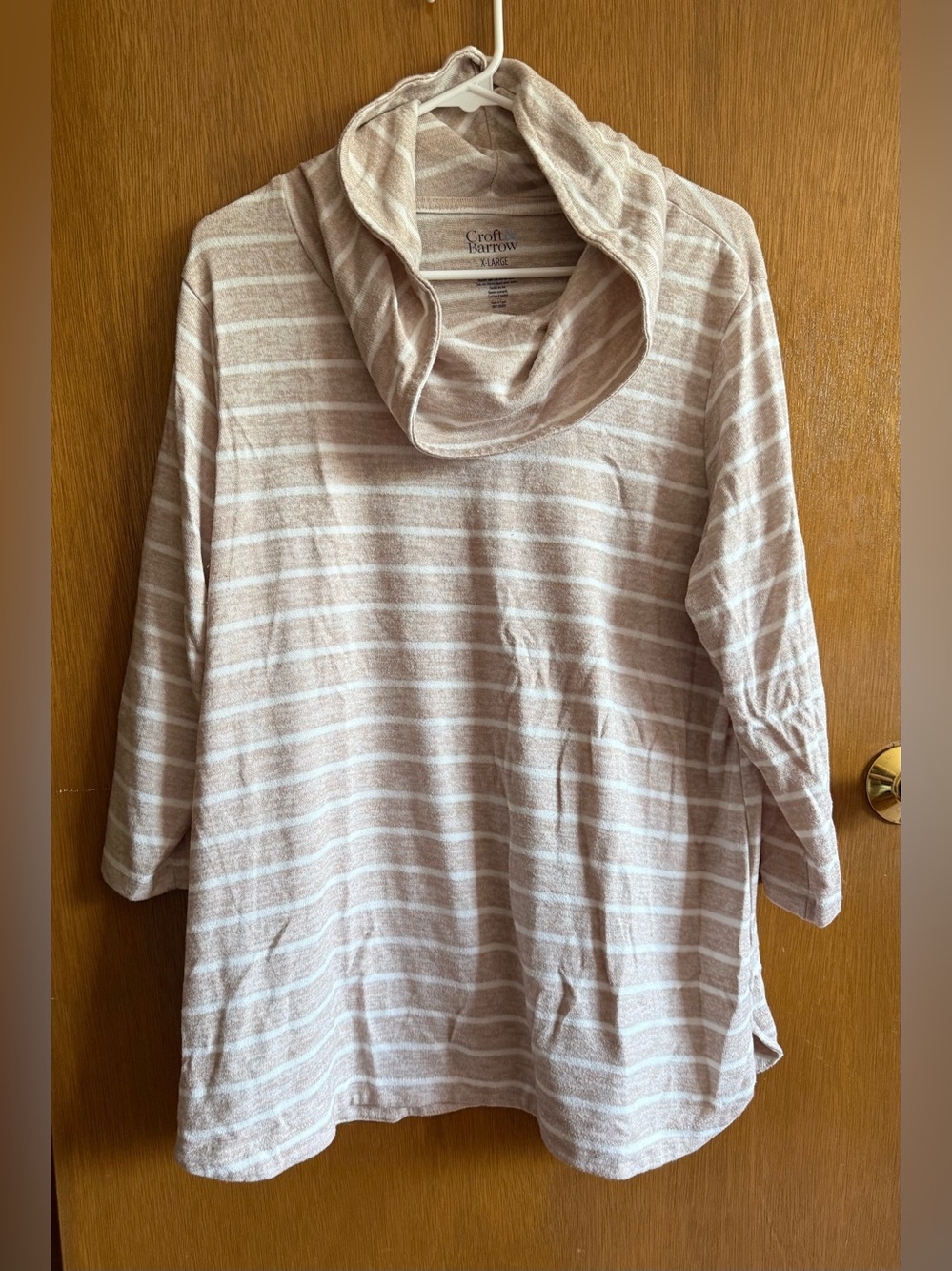 XL Croft & Barrow Beige/White Striped 3/4 Sleeve Cowl Neck Shirt